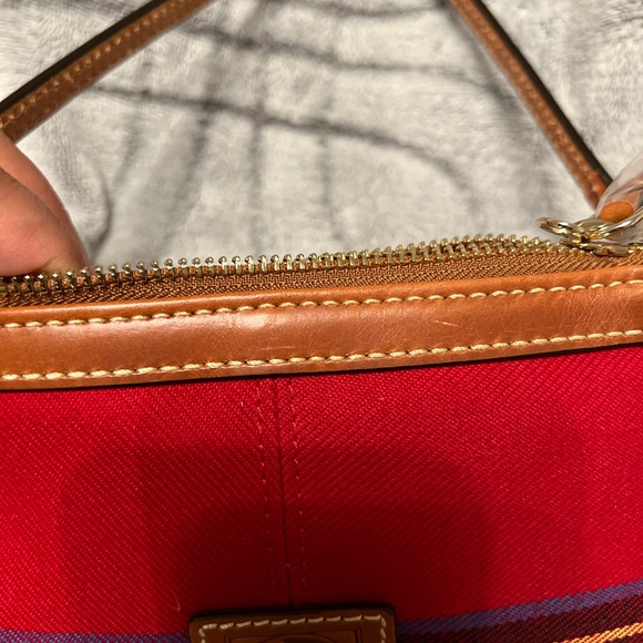Dooney & Bourke Tartan wristlet - Picture 4 of 8